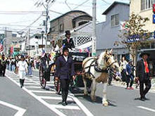 ５月16日「黒船祭」馬車パレード